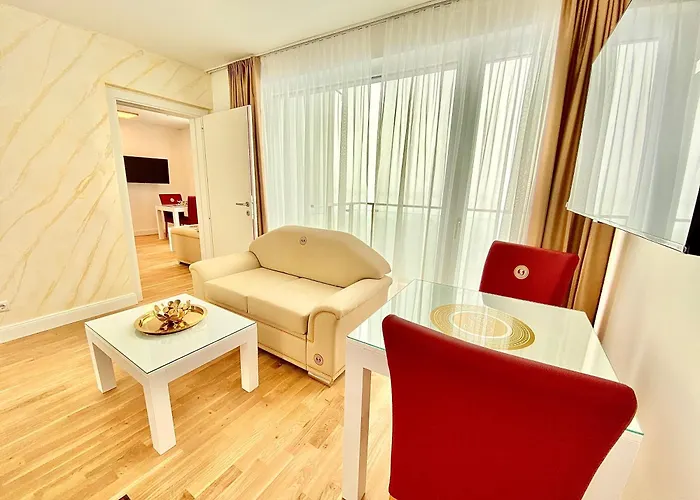 アパート Steiner Residences Rembrandt *