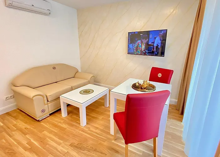 Steiner Residences Rembrandt Apartament *